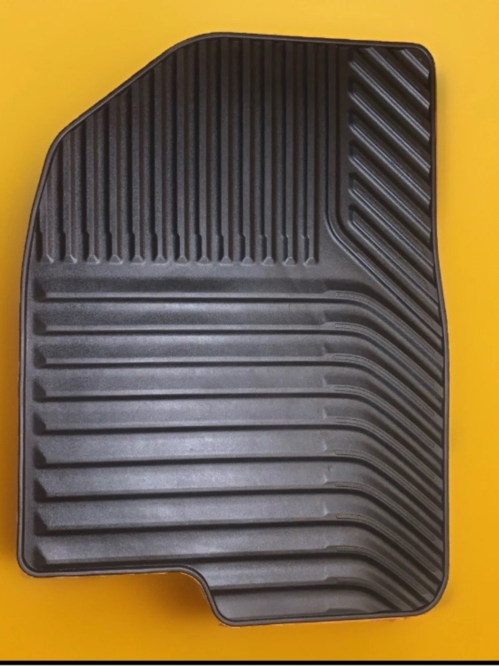 OEM Chevy / GMC Front Passenger Side All-Weather Floor Mat – Part #23393536